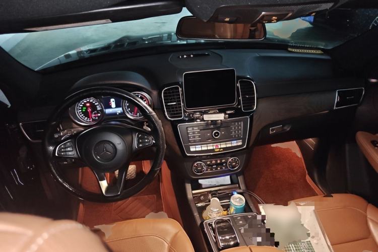 Used Mercedes-Benz GLS-Class  Center Console