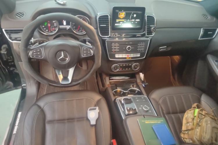 Used Mercedes-Benz GLS-Class 2017 GLS 450 Low-Power Version U.S. Specification Center Console