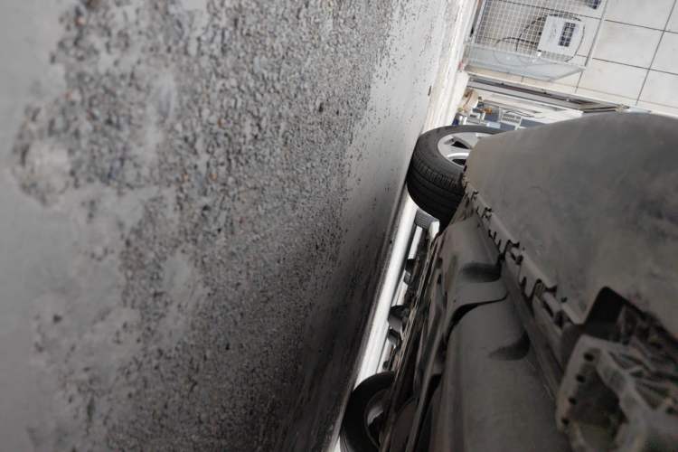 Used Mercedes-Benz GLS-Class  Chassis Rear Left