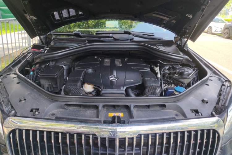 Used Mercedes-Benz GLS-Class  Engine Bay