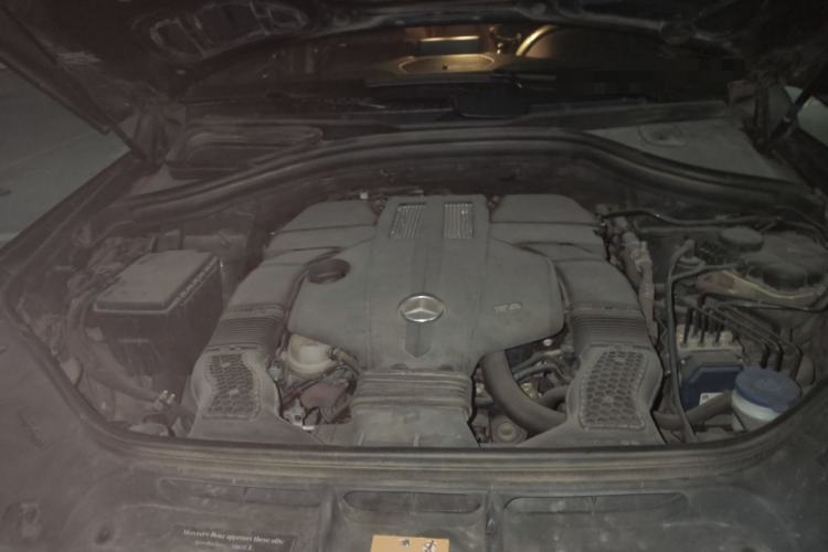 Used Mercedes-Benz GLS-Class 2017 GLS 450 U.S. specification Engine Bay