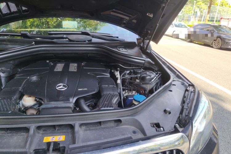 Used Mercedes-Benz GLS-Class  Engine Bay Left