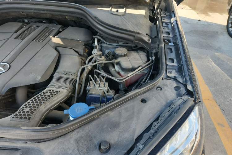 Used Mercedes-Benz GLS-Class 2017 GLS 450 U.S. specification Engine Bay Left