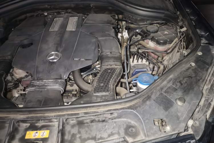 Used Mercedes-Benz GLS-Class 2017 GLS 450 U.S. specification Engine Bay Left