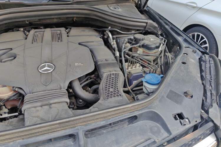 Used Mercedes-Benz GLS-Class 2017 GLS 450 U.S. specification Engine Bay Left
