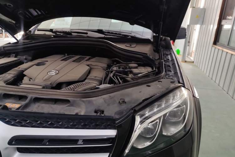 Used Mercedes-Benz GLS-Class 2017 GLS 450 Low-Power Version U.S. Specification Engine Bay Left