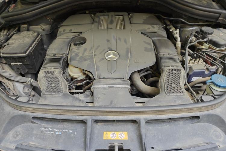 Used Mercedes-Benz GLS-Class  Engine Bay
