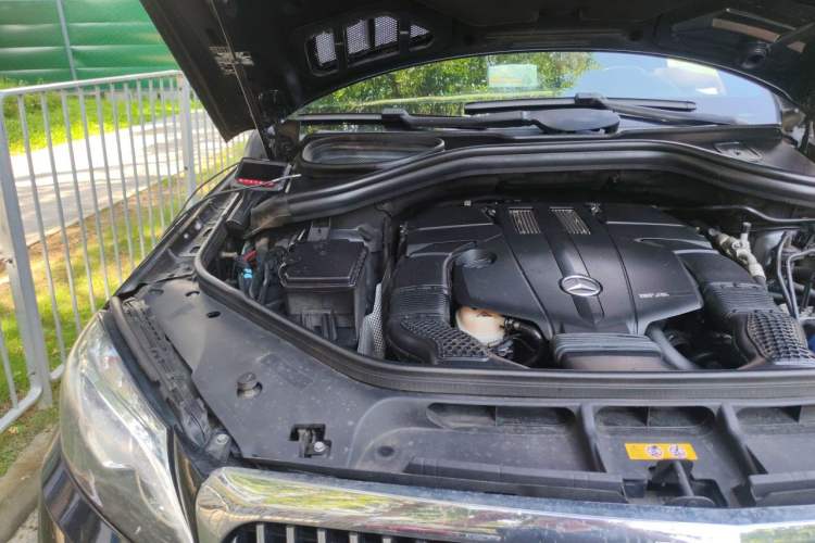 Used Mercedes-Benz GLS-Class  Engine Bay Right