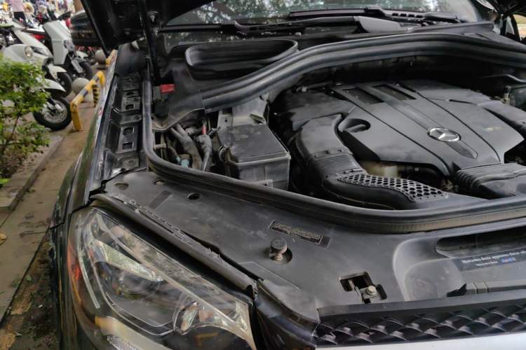 Used Mercedes-Benz GLS-Class 2017 GLS 450 Low-Power Version U.S. Specification Engine Bay Right