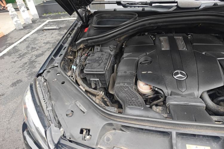 Used Mercedes-Benz GLS-Class  Engine Bay Right