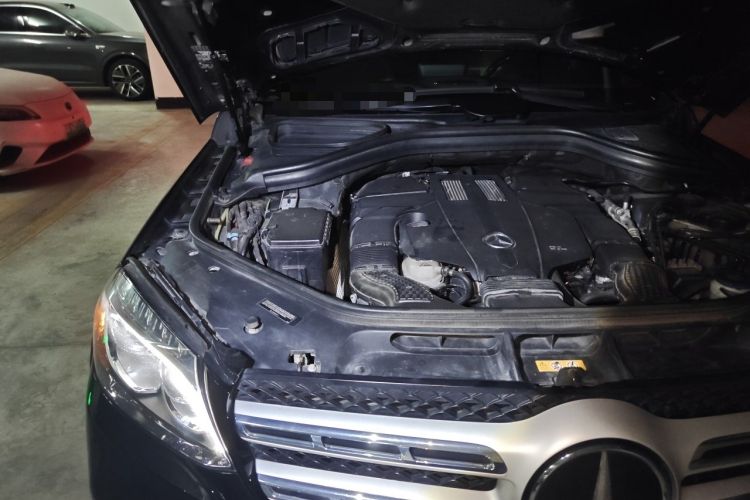 Used Mercedes-Benz GLS-Class  Engine Bay Right