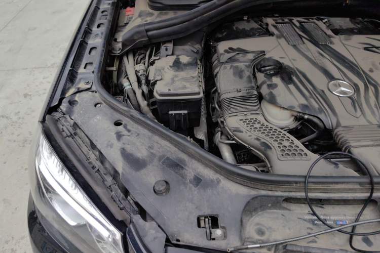Used Mercedes-Benz GLS-Class  Engine Bay Right