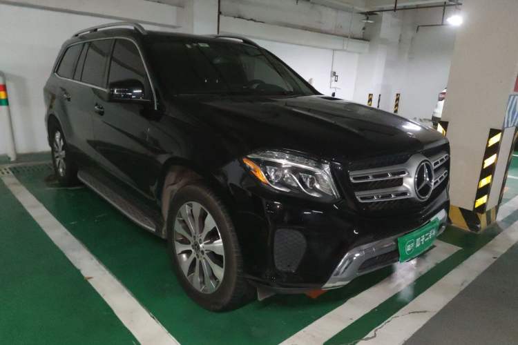 Used Mercedes-Benz GLS-Class 2017 GLS 450 U.S. specification Front Right 45 Deg