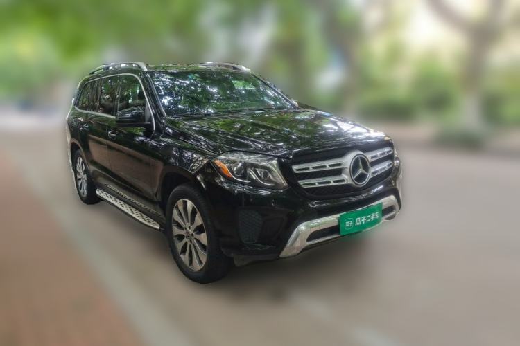 Used Mercedes-Benz GLS-Class  Front Right 45 Deg
