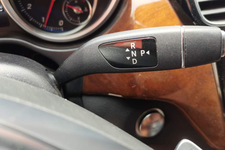 Used Mercedes-Benz GLS-Class 2017 GLS450 Middle East version Gear Lever