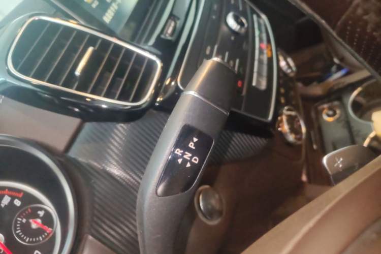 Used Mercedes-Benz GLS-Class 2017 GLS 450 Low-Power Version U.S. Specification Gear Lever