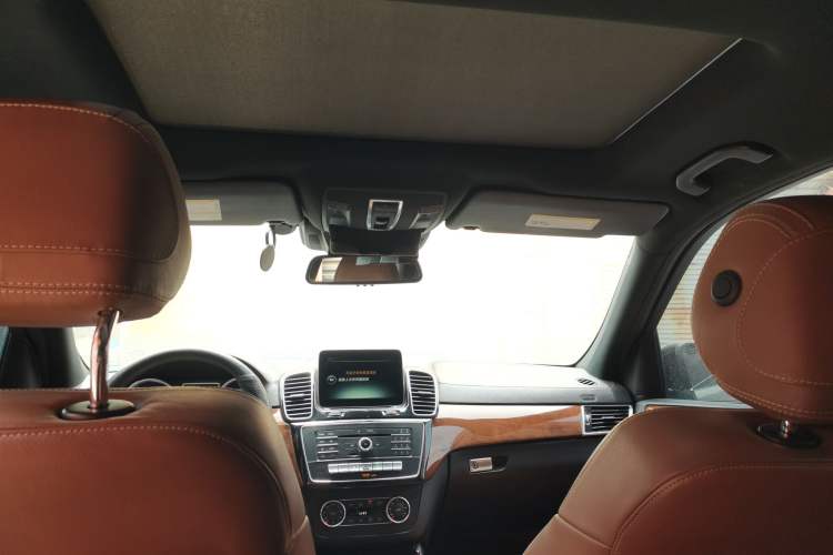 Used Mercedes-Benz GLS-Class 2017 GLS450 Middle East version Headliner