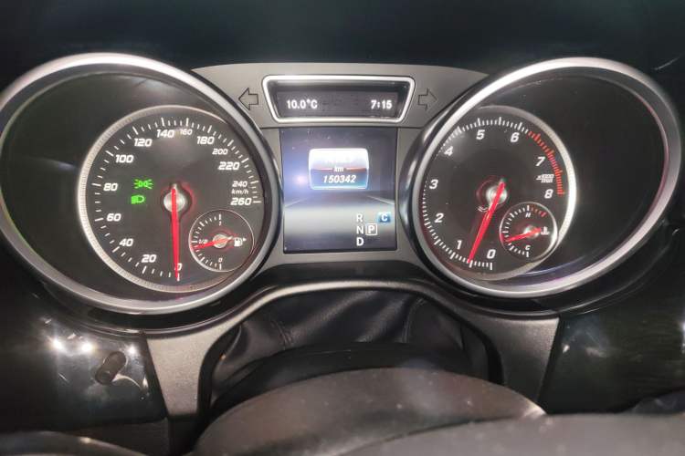 Used Mercedes-Benz GLS-Class 2017 GLS 450 U.S. specification Instrument Cluster