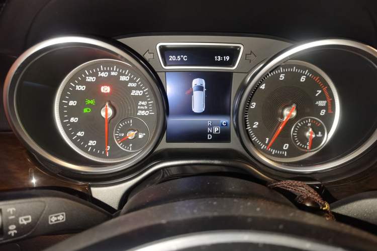 Used Mercedes-Benz GLS-Class  Instrument Cluster