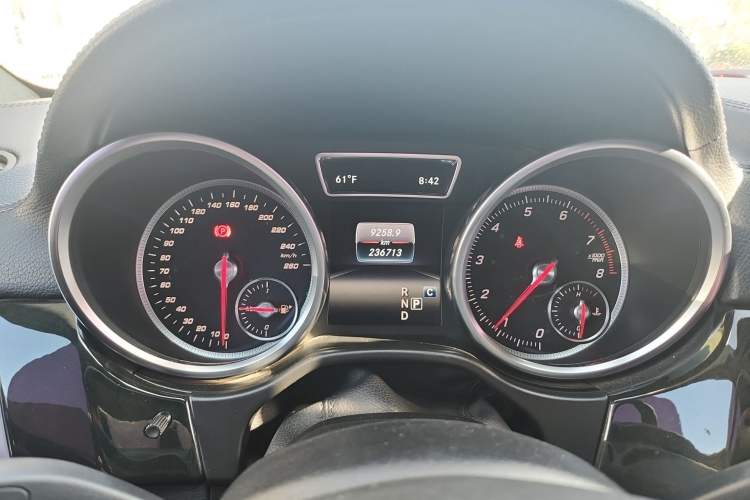 Used Mercedes-Benz GLS-Class 2017 GLS 450 U.S. specification Instrument Cluster