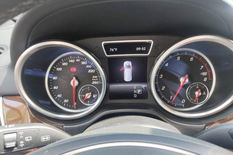 Used Mercedes-Benz GLS-Class 2017 GLS 450 U.S. specification Instrument Cluster
