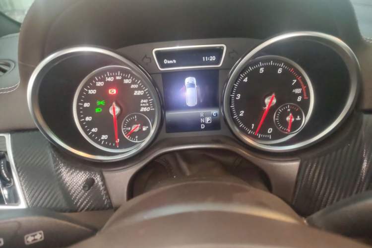 Used Mercedes-Benz GLS-Class 2017 GLS 450 Low-Power Version U.S. Specification Instrument Cluster