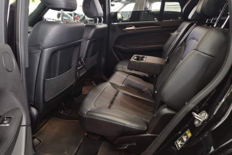 Used Mercedes-Benz GLS-Class 2017 GLS 450 U.S. specification Interior 4