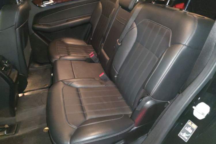 Used Mercedes-Benz GLS-Class 2017 GLS 450 U.S. specification Left Rear Seat