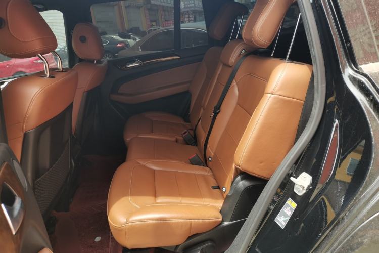 Used Mercedes-Benz GLS-Class 2017 GLS450 Middle East version Left Rear Seat