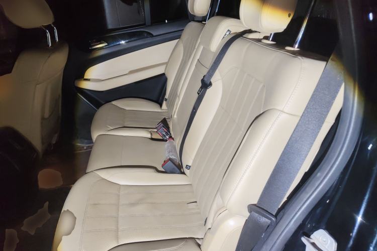 Used Mercedes-Benz GLS-Class 2017 GLS 450 U.S. specification Left Rear Seat