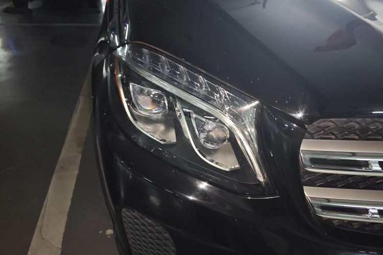 Used Mercedes-Benz GLS-Class  Right Front Headlight