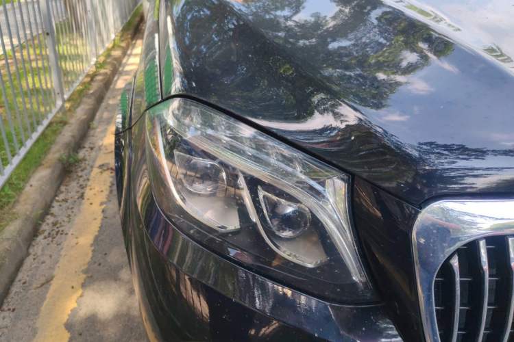 Used Mercedes-Benz GLS-Class  Right Front Headlight
