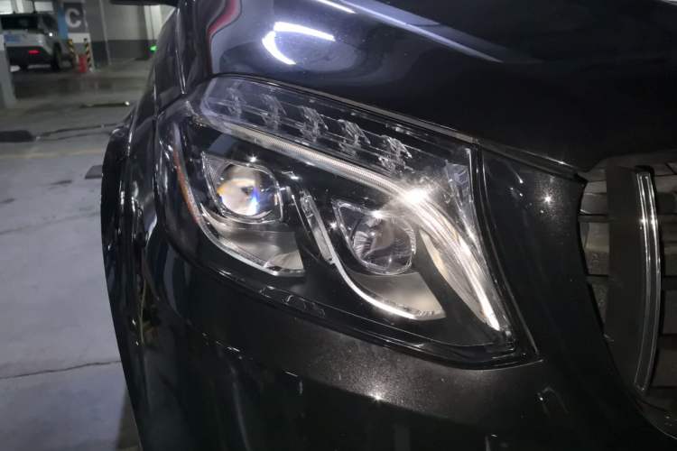 Used Mercedes-Benz GLS-Class 2017 GLS 450 U.S. specification Right Front Headlight