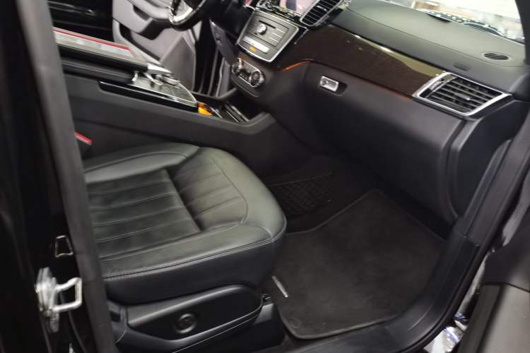 Used Mercedes-Benz GLS-Class 2017 GLS 450 U.S. specification Right Front Seat