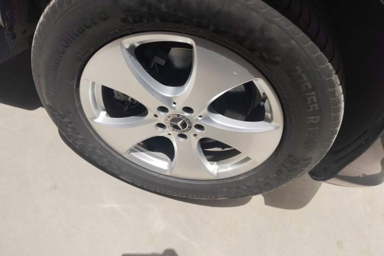 Used Mercedes-Benz GLS-Class 2017 GLS 450 U.S. specification Right Front Wheel Hub
