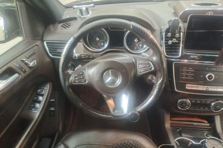 Used Mercedes-Benz GLS-Class  Steering Wheel