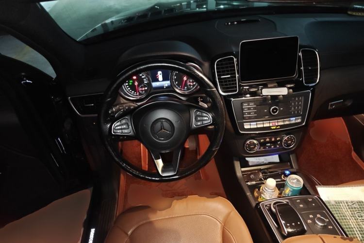 Used Mercedes-Benz GLS-Class  Steering Wheel