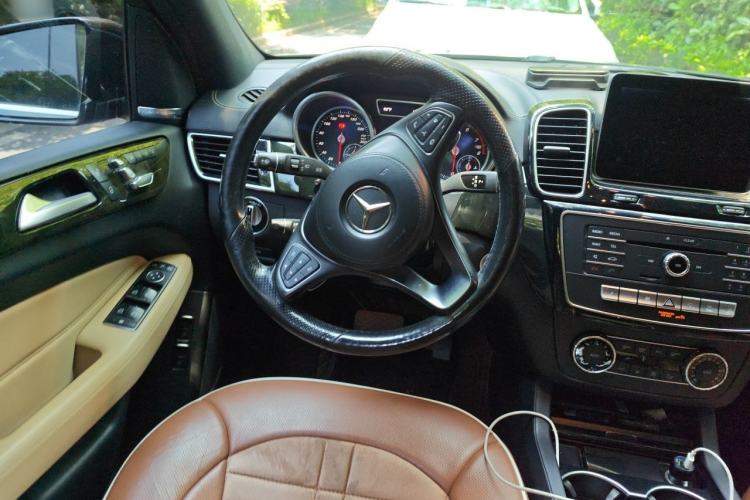 Used Mercedes-Benz GLS-Class  Steering Wheel
