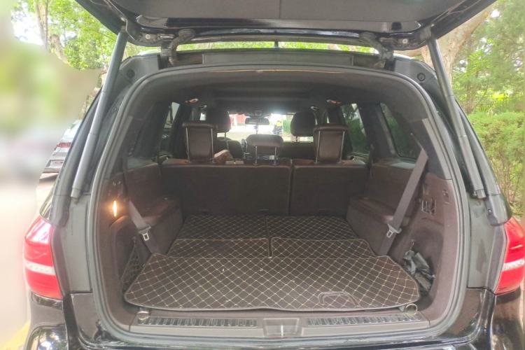 Used Mercedes-Benz GLS-Class  Trunk