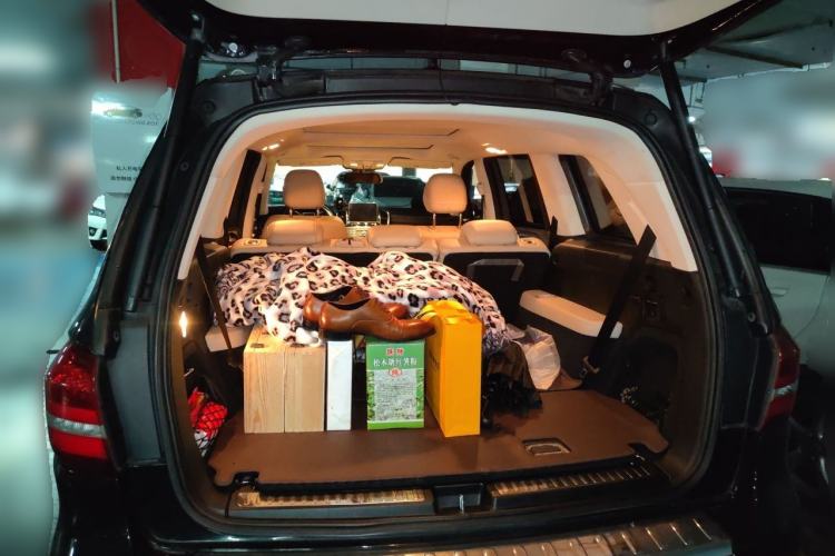 Used Mercedes-Benz GLS-Class  Trunk