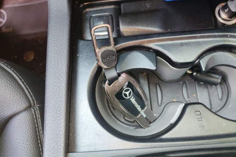 Used Mercedes-Benz GLS-Class  Vehicle Key