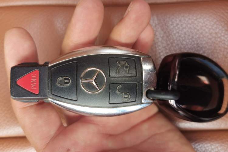 Used Mercedes-Benz GLS-Class 2017 GLS450 Middle East version Vehicle Key