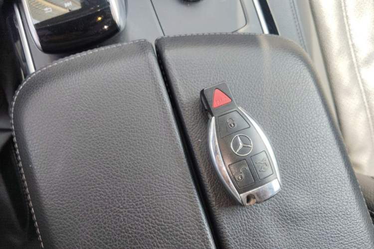 Used Mercedes-Benz GLS-Class 2017 GLS 450 U.S. specification Vehicle Key