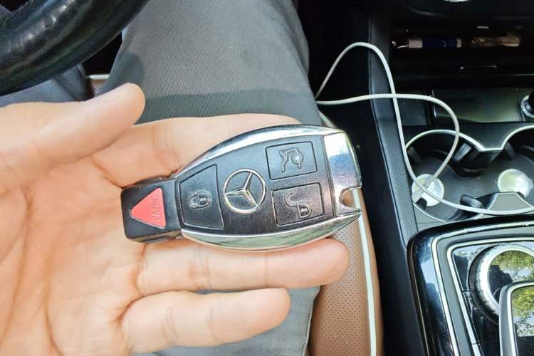 Used Mercedes-Benz GLS-Class  Vehicle Key
