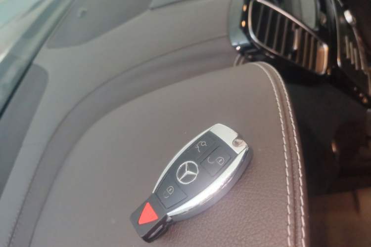 Used Mercedes-Benz GLS-Class 2017 GLS 450 Low-Power Version U.S. Specification Vehicle Key