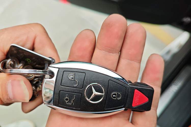 Used Mercedes-Benz GLS-Class 2017 GLS 450 U.S. specification Vehicle Key