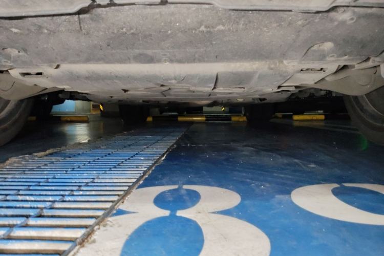 Used Mercedes-Benz GLS-Class 2017 GLS 450 U.S. specification Chassis Front