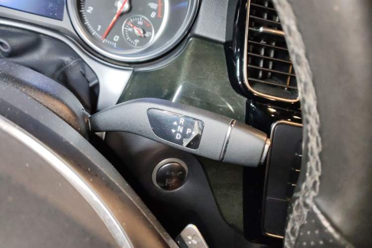 Used Mercedes-Benz GLS-Class 2017 GLS 450 U.S. specification Gear Lever