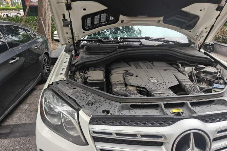 Used Mercedes-Benz GLS-Class  Engine Bay Right