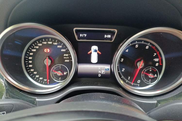 Used Mercedes-Benz GLS-Class 2017 GLS450 Middle East version Instrument Cluster